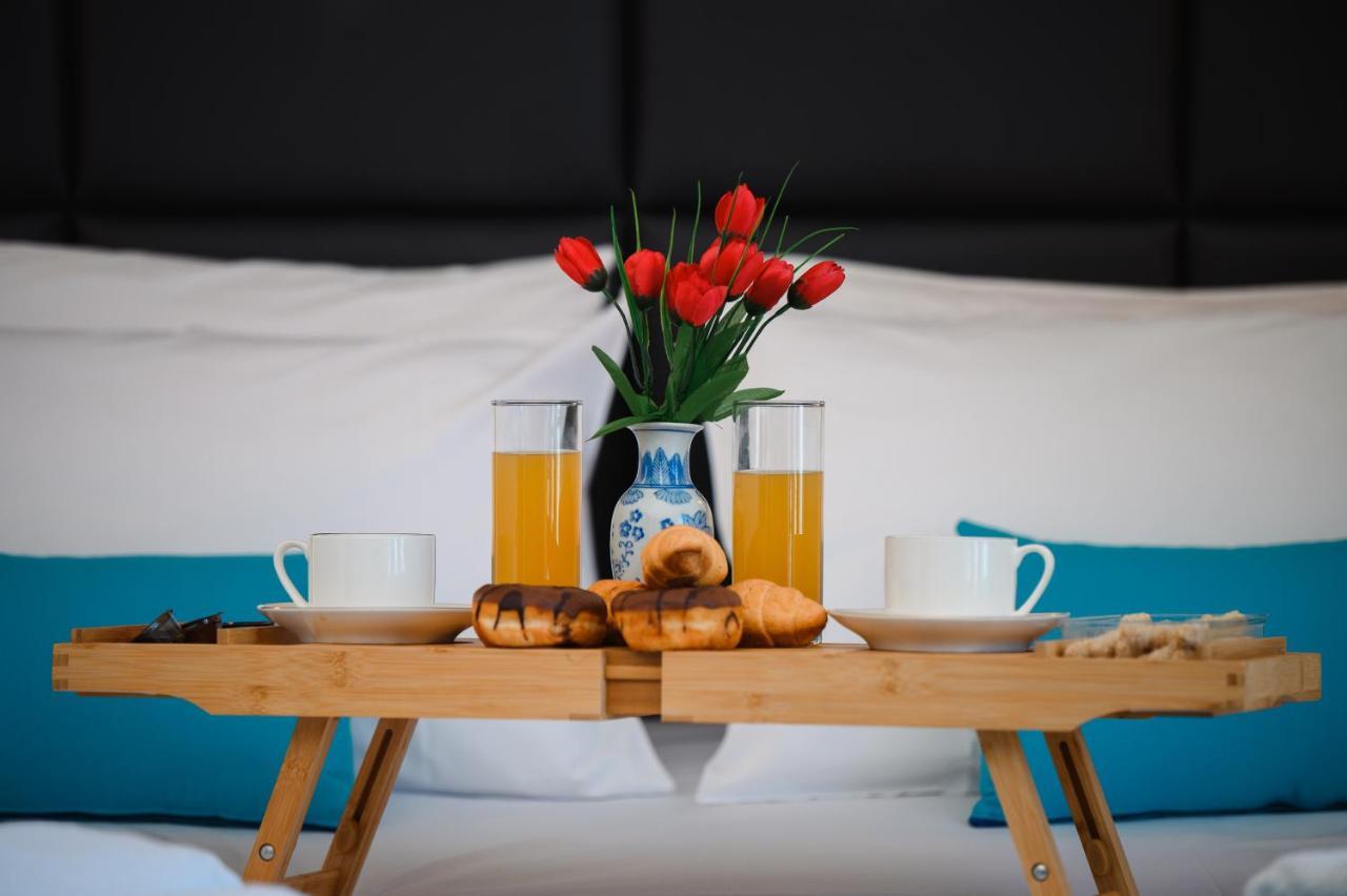 Platinum Suites 레팀노 외부 사진