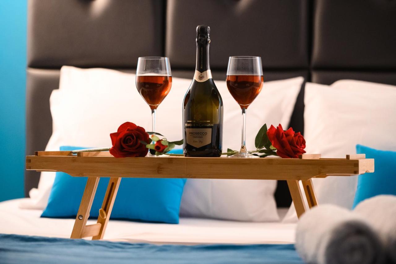Platinum Suites 레팀노 외부 사진